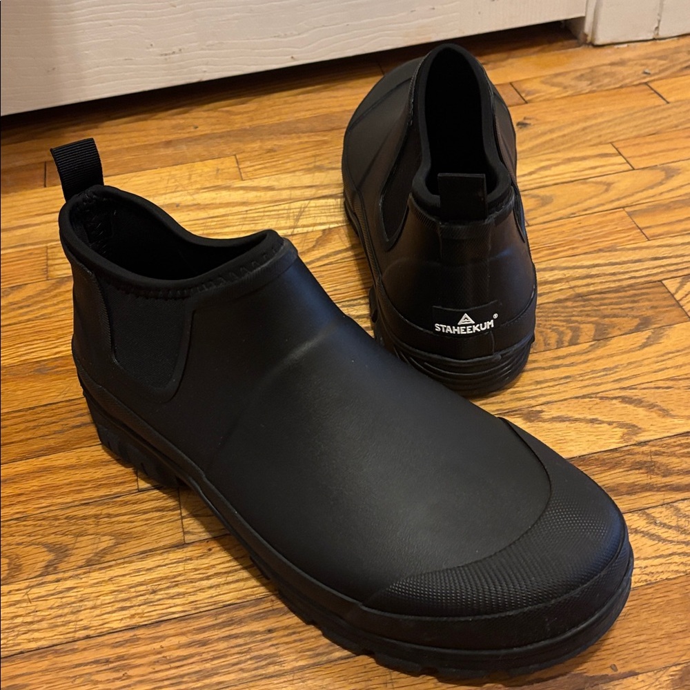 Ankle Rain Boots (Staheekum) *like new*
